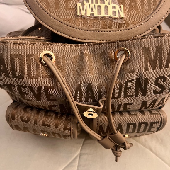 Steve Madden Backpack - Picture 3 of 4
